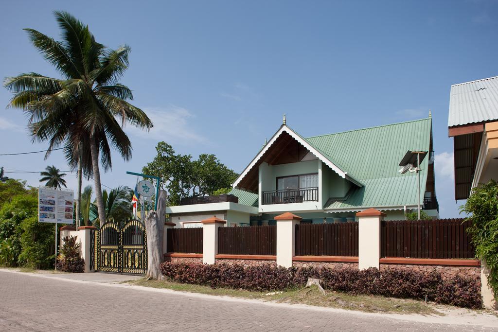 Le Relax Beach House La Digue Bagian luar foto